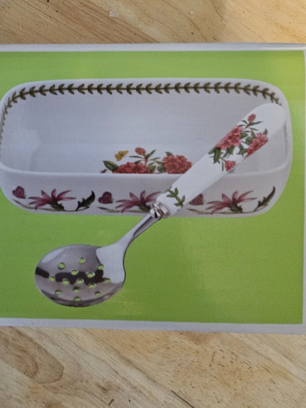 Portmeirion Botanic Garden Cranberry Dish with Spoon 8 inch by 4 inch